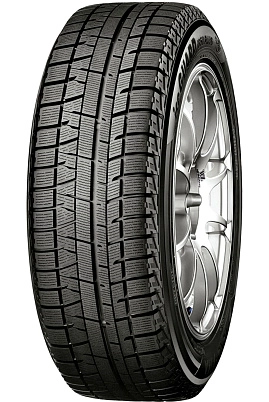 Шина Yokohama iceGuard Studless iG50+ 215/55 R17 94Q